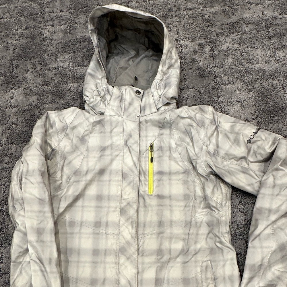 Columbia White Plaid Ski Jacket